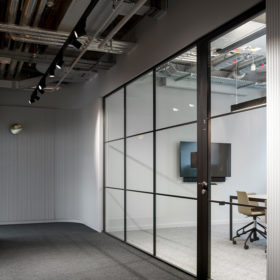 Project: CDB | Product: Revolution 54 Shoreditch Edition with Edge Affinity door