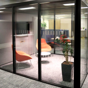 Adaptable Meeting Room | East London