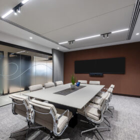 Project: Rabobank | Optima 117 Plus Single Glazing, Edge Affinity Doors, Tech Panels | Photography: Office Curator