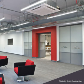 Project : Linde Manual Handling | Product: Revolution 54 Shoreditch Edition and Edge Symmetry doors